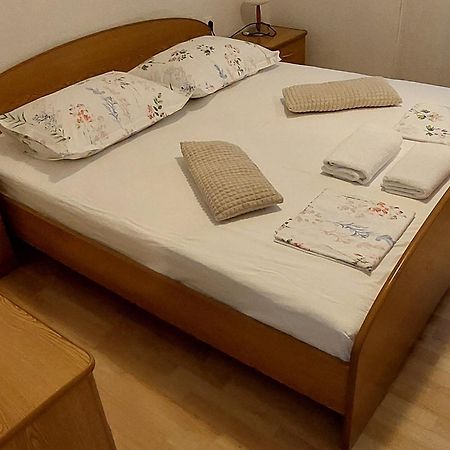 Apartmani Sonja Makarska Bagian luar foto