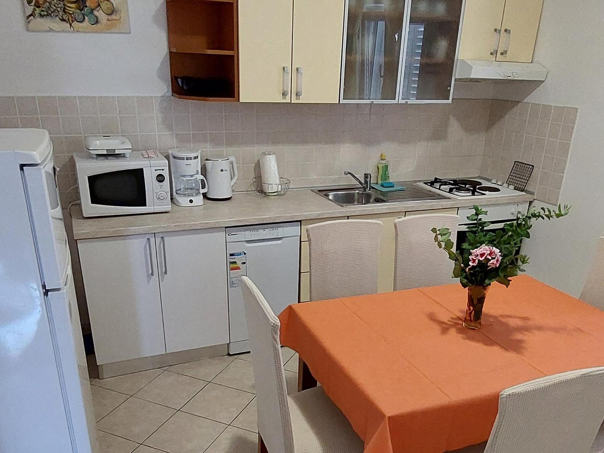 Apartmani Sonja Makarska Bagian luar foto