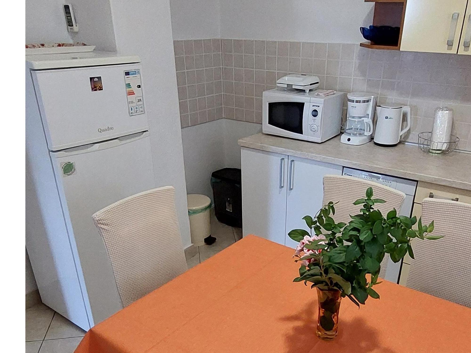 Apartmani Sonja Makarska Bagian luar foto
