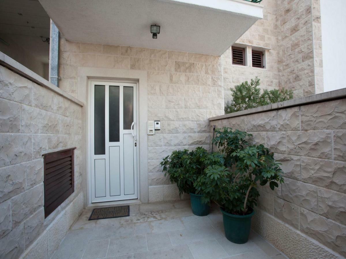 Apartmani Sonja Makarska Bagian luar foto
