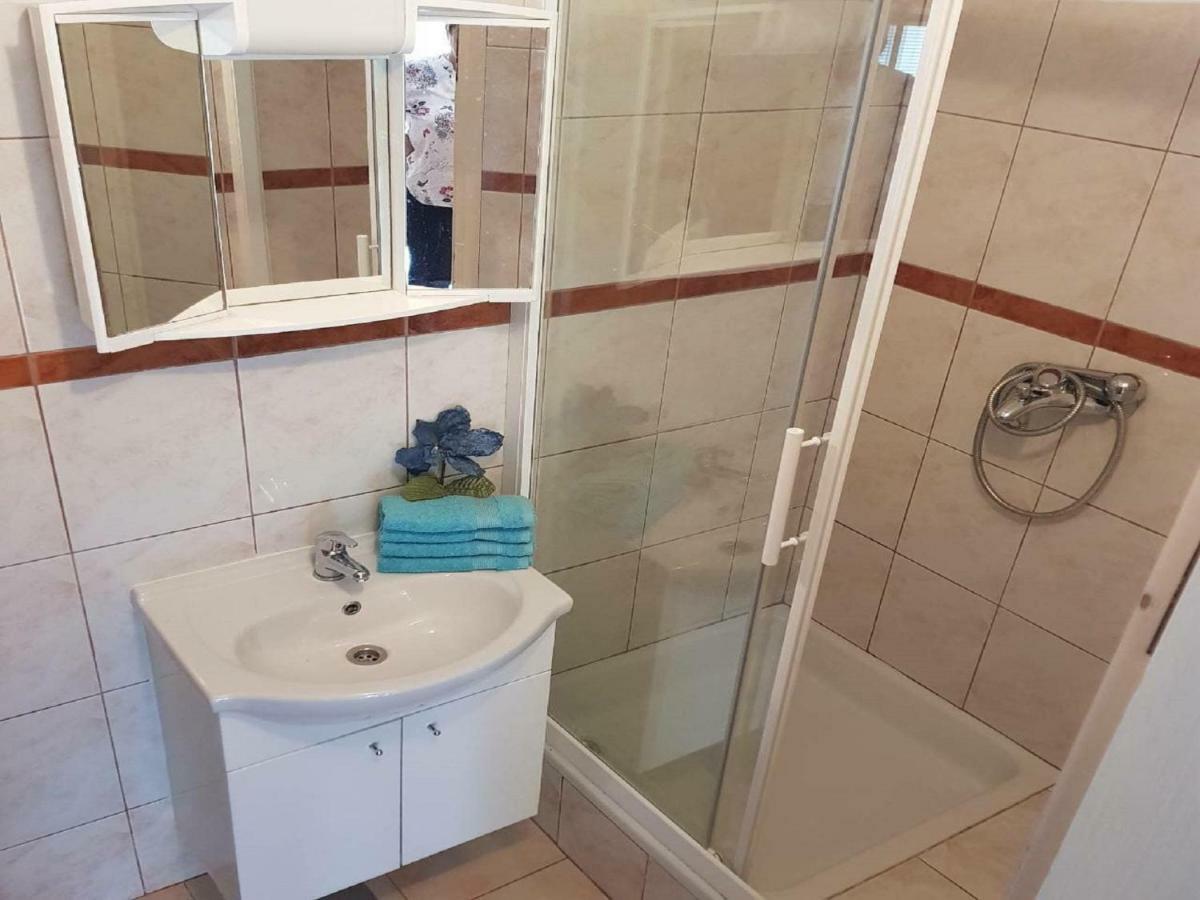 Apartmani Sonja Makarska Bagian luar foto
