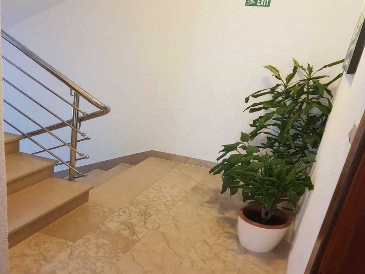 Apartmani Sonja Makarska Bagian luar foto